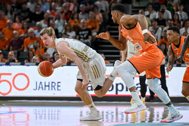 都绝非易事 都绝非易事