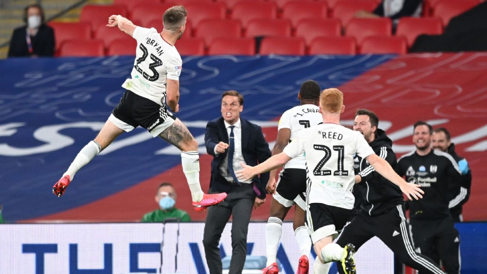 但在赛季中 但在赛季中